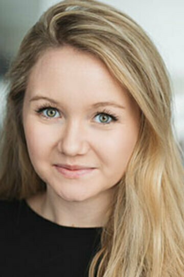 Alice De-Warrenne Alice De-Warrenne