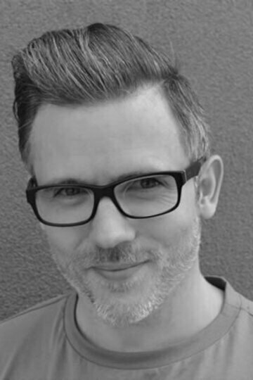 Tom MacRae Tom MacRae