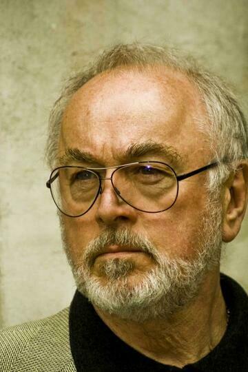 Peter Egan