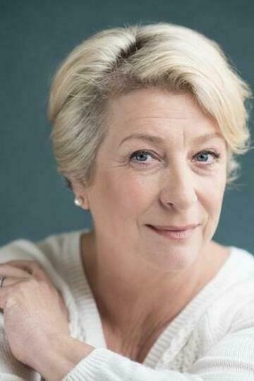 Caroline Quentin