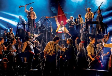 LES MISERABLES. Barricades. Photo by Johan Persson.jpg