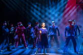 42ND STREET. Nicole Lily Baisden 'Peggy Sawyer' and company. Photo Johan Persson.jpg