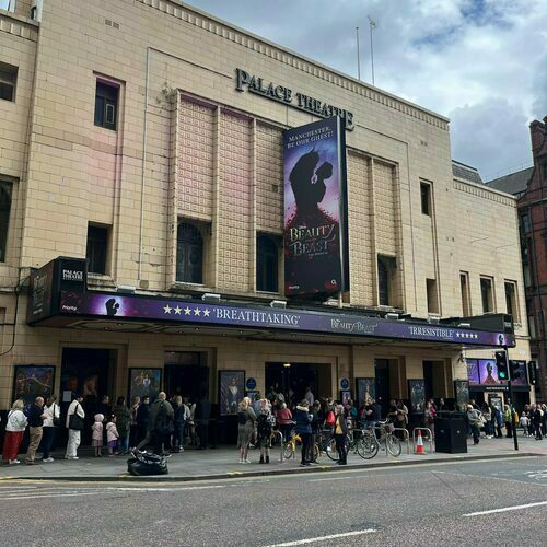 Palace Theatre Manchester Shows, Schedule and Tickets Dress Circle